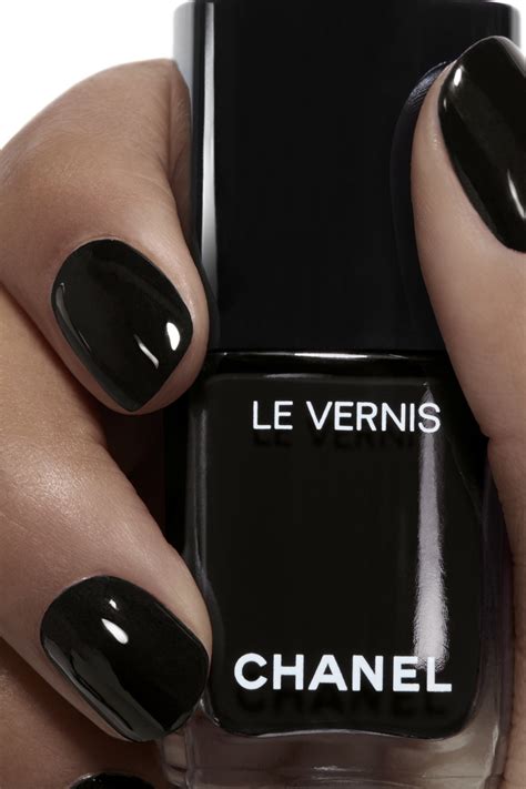 chanel nail polish black